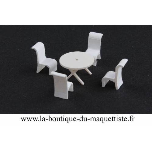 table ronde  4 chaises HO