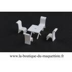 2 table ronde 4 chaise 1/87